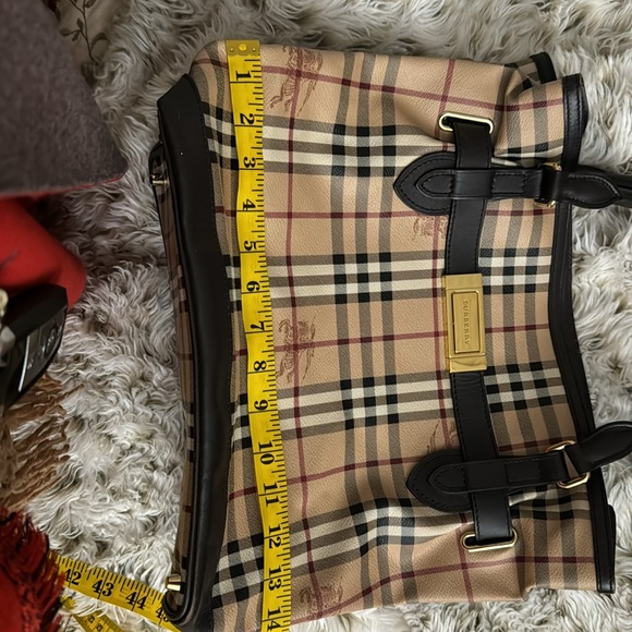 Burberry Haymarket Check Canvas Goldertone Tote Medium Bag 🔥FINAL price🔥 - Picture 5 of 7